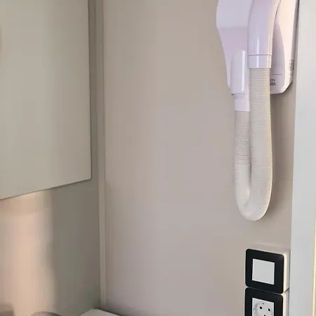La Grand'terre 4 Etoiles - Linge De Maison Inclus - Clim - Tv - Plancha - Lave-vaisselle - 4 Personnes 2 Campsite